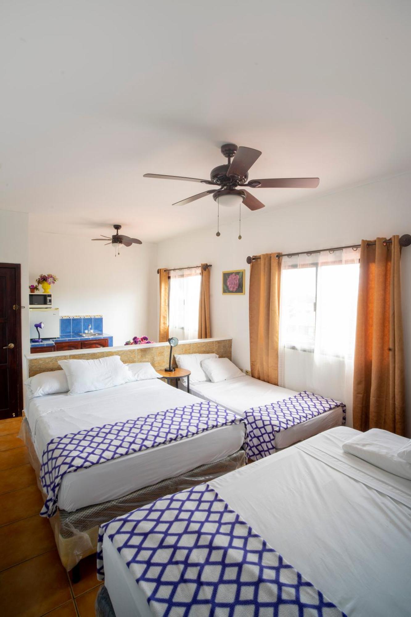 סן פדרו סולה Apart Hotel La Trejo מראה חיצוני תמונה